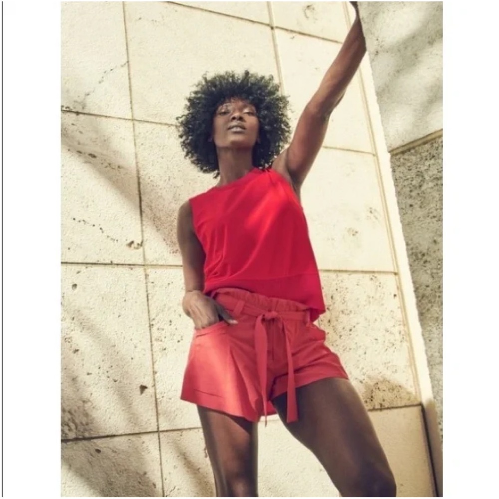 Athleta Red Sleeveless Zephyr Tank Top
